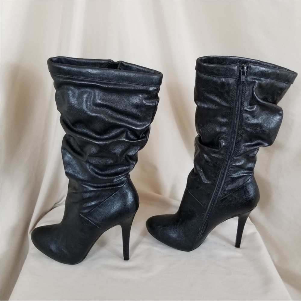 Paprika Black Slouched Heeled Boots with Ruched Design